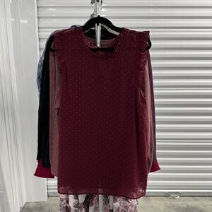 Torrid | Sleeveless Top with Ruffle Detail in Burgundy | size 3